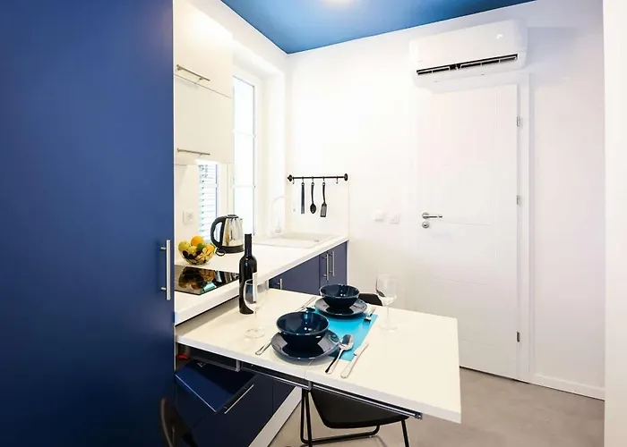 Апартаменты Old Micro-apartments *