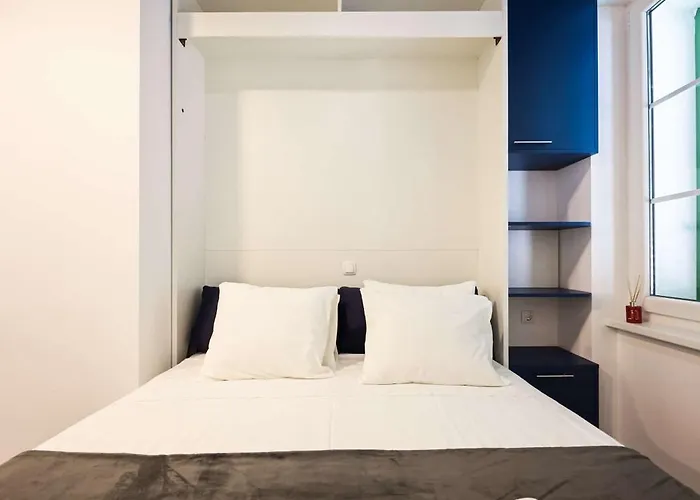 Old Micro-apartments * زادار