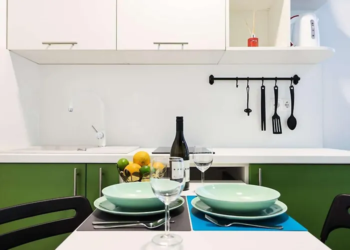 Old Micro-apartments Задар