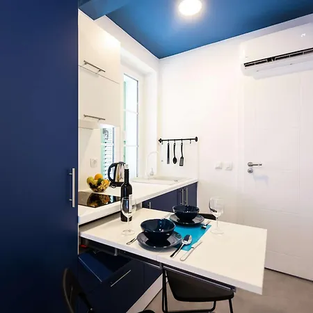 Old Micro-apartments Zara