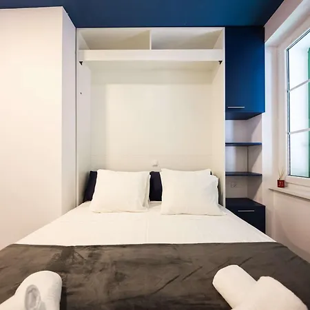 Old Micro-apartments * Ζαντάρ